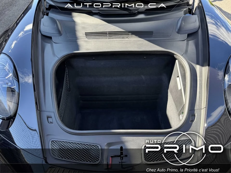 2022 Porsche 992 GT3 - Image 15 of 20