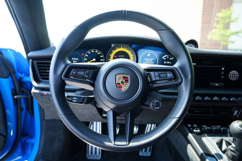 2022 Porsche 992 GT3 - Image 9 of 11