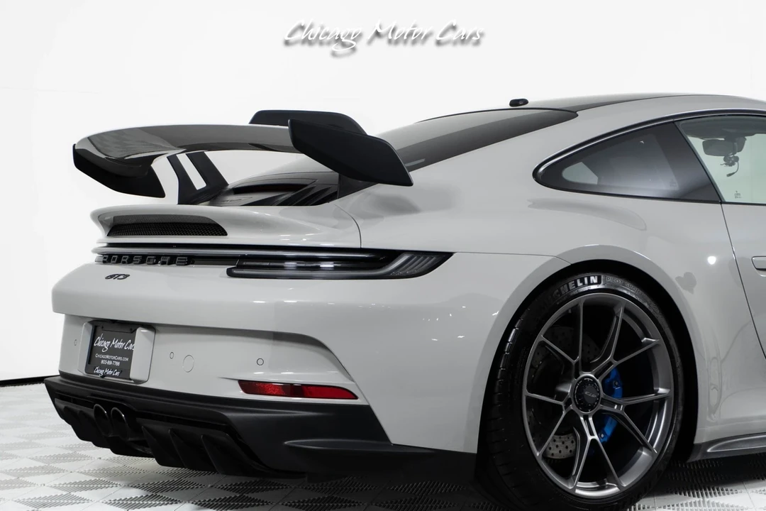 2022 Porsche 992 GT3 - Image 16 of 21