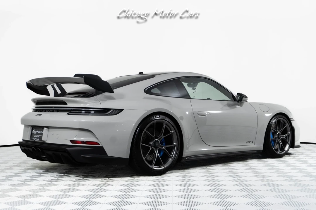 2022 Porsche 992 GT3 - Image 15 of 21
