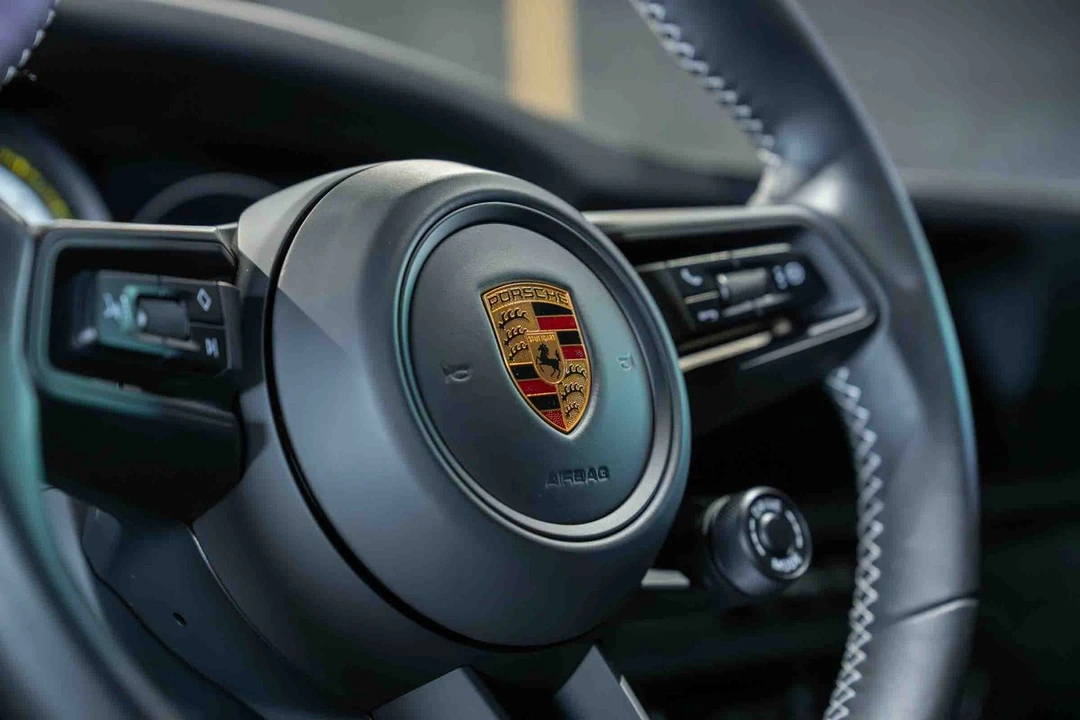 2022 Porsche 992 GT3 - Image 31 of 31