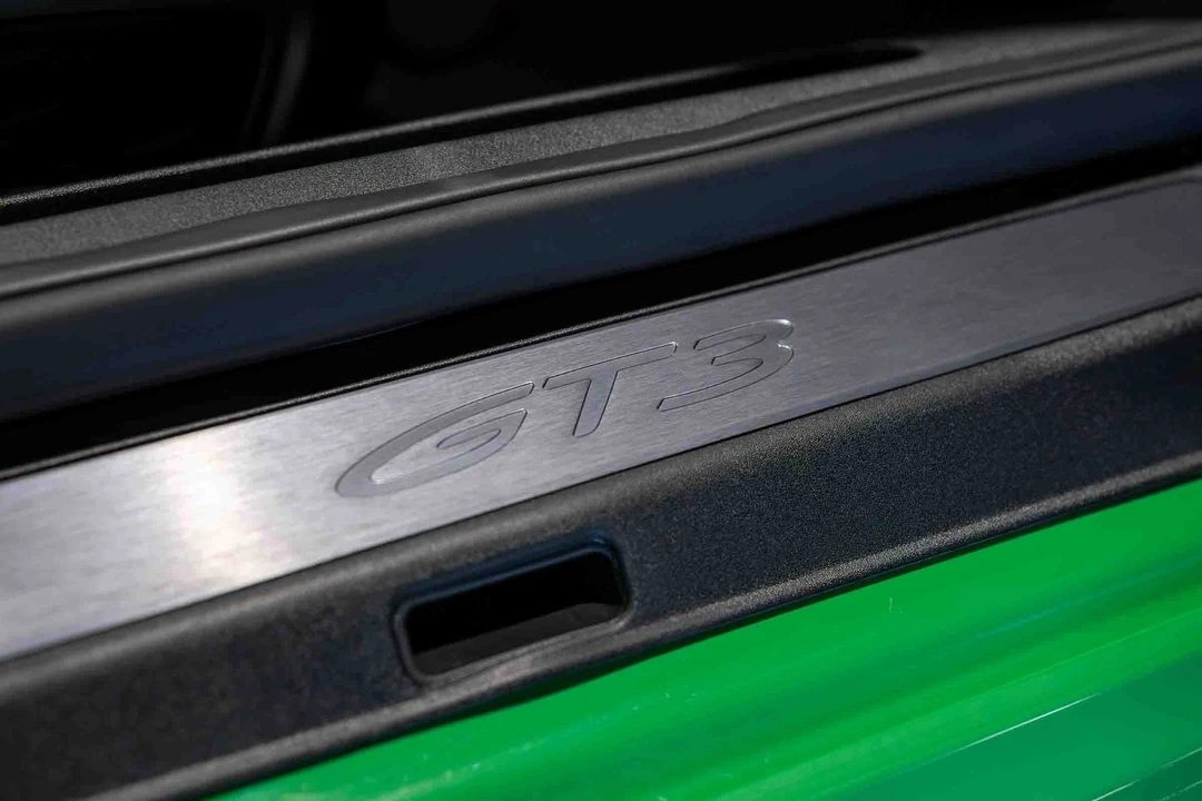 2022 Porsche 992 GT3 - Image 23 of 31