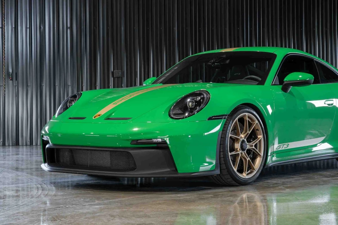 2022 Porsche 992 GT3 - Image 3 of 31