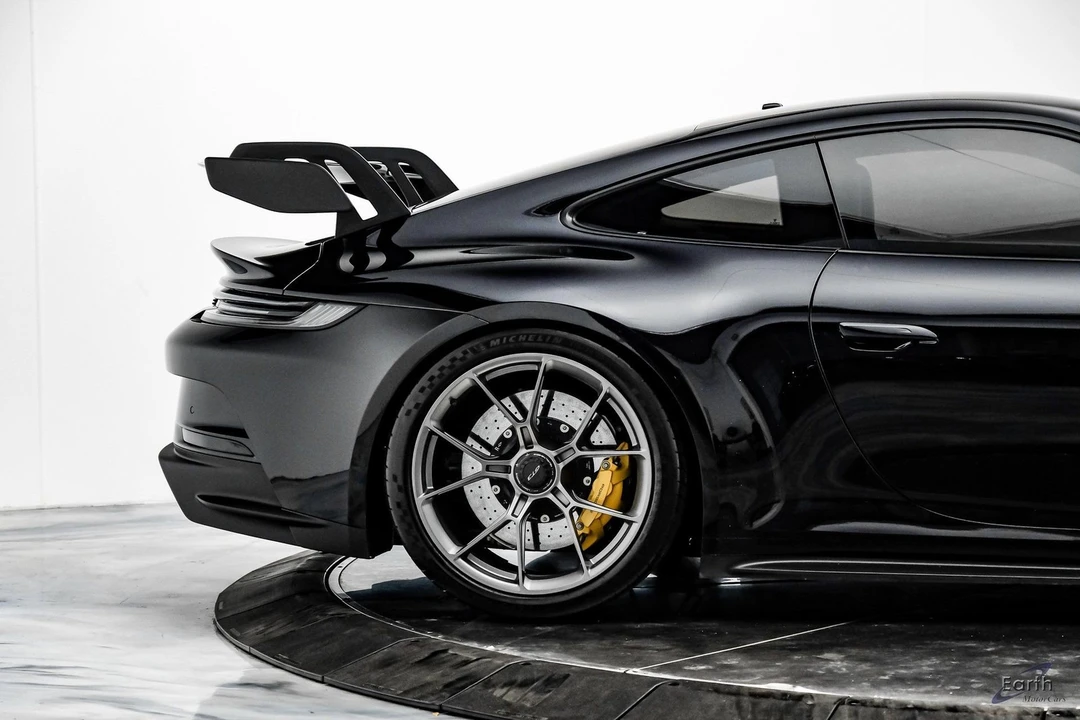 2022 Porsche 992 GT3 - Image 20 of 21