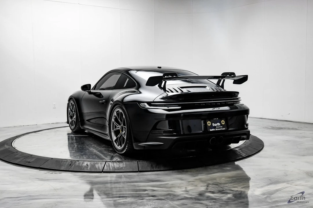 2022 Porsche 992 GT3 - Image 9 of 12