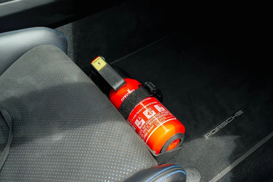 2022 Porsche 992 GT3 - Image 14 of 17