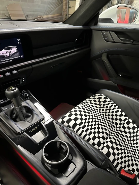 2022 Porsche 992 GT3 - Image 16 of 29