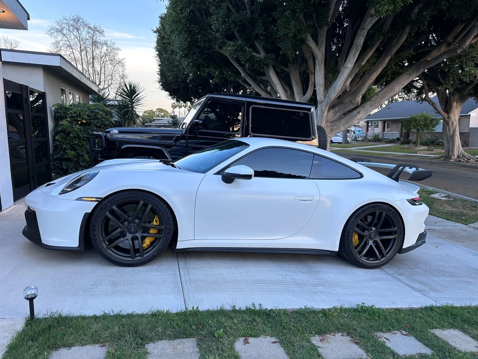 2022 Porsche 992 GT3 - Image 2 of 29