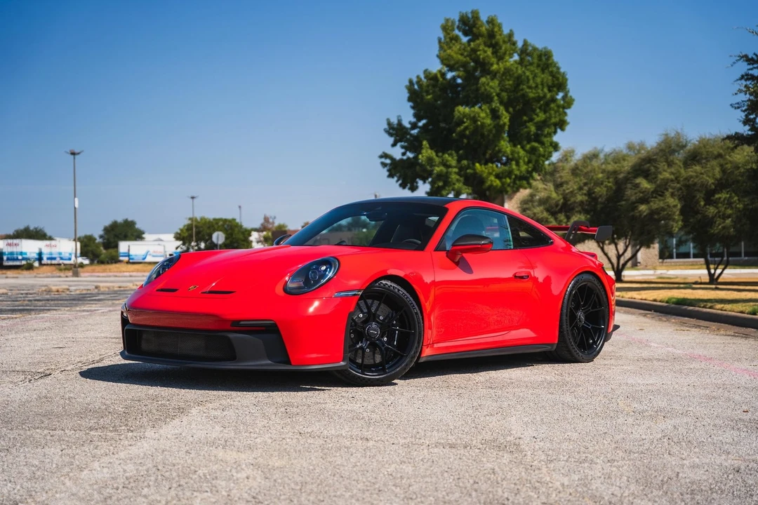 2022 Porsche 992 GT3 - Image 2 of 31