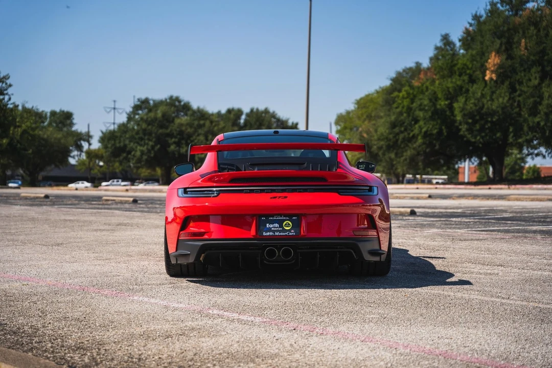 2022 Porsche 992 GT3 - Image 13 of 31