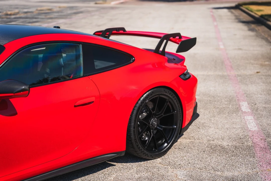 2022 Porsche 992 GT3 - Image 12 of 31