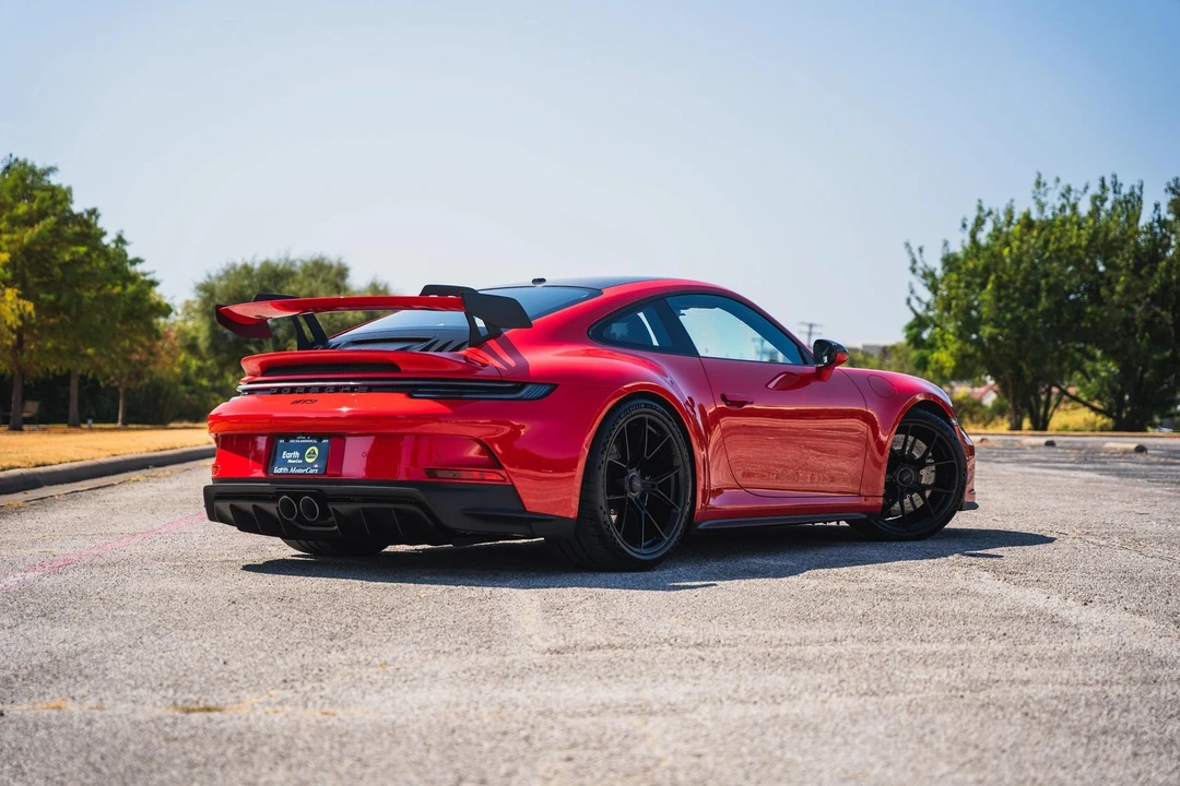 2022 Porsche 992 GT3 - Image 15 of 31