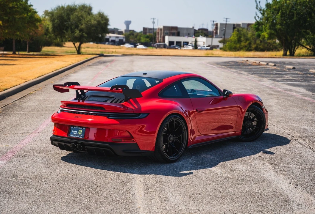 2022 Porsche 992 GT3 - Image 16 of 31