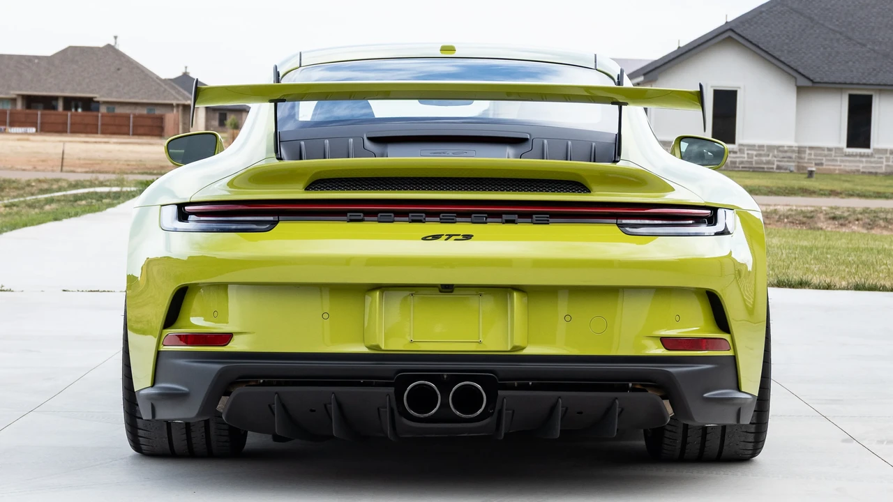 2022 Porsche 992 GT3 - Image 6 of 31