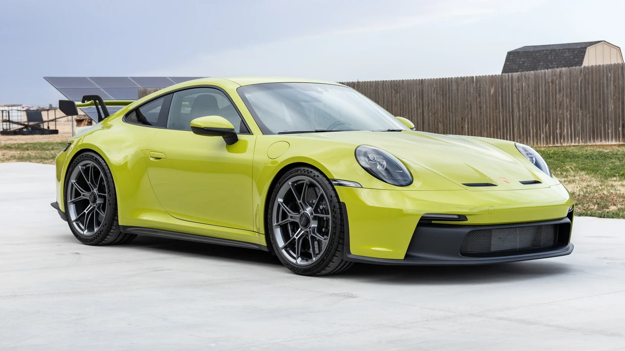 2022 Porsche 992 GT3 - Image 3 of 31