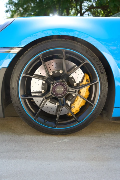 2022 Porsche 992 GT3 - Image 12 of 27