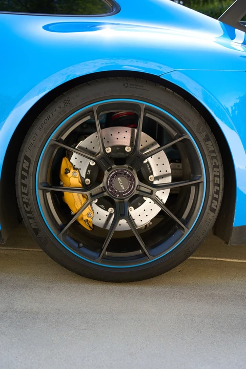 2022 Porsche 992 GT3 - Image 13 of 27