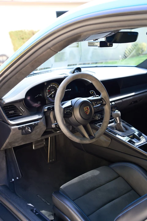 2022 Porsche 992 GT3 - Image 15 of 27