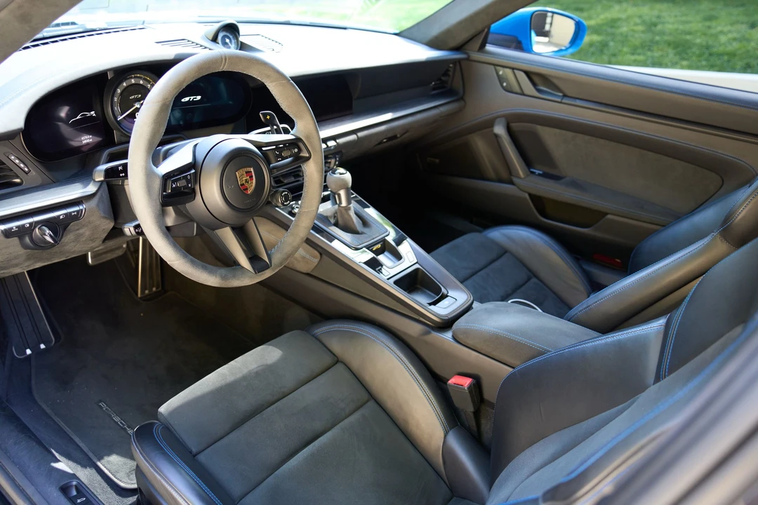 2022 Porsche 992 GT3 - Image 17 of 27