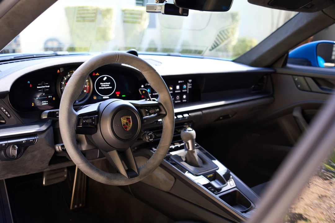 2022 Porsche 992 GT3 - Image 19 of 27
