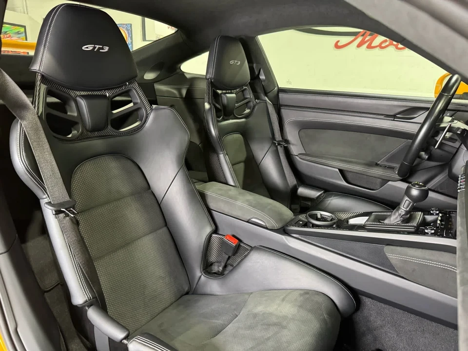 2022 Porsche 992 GT3 - Image 11 of 12