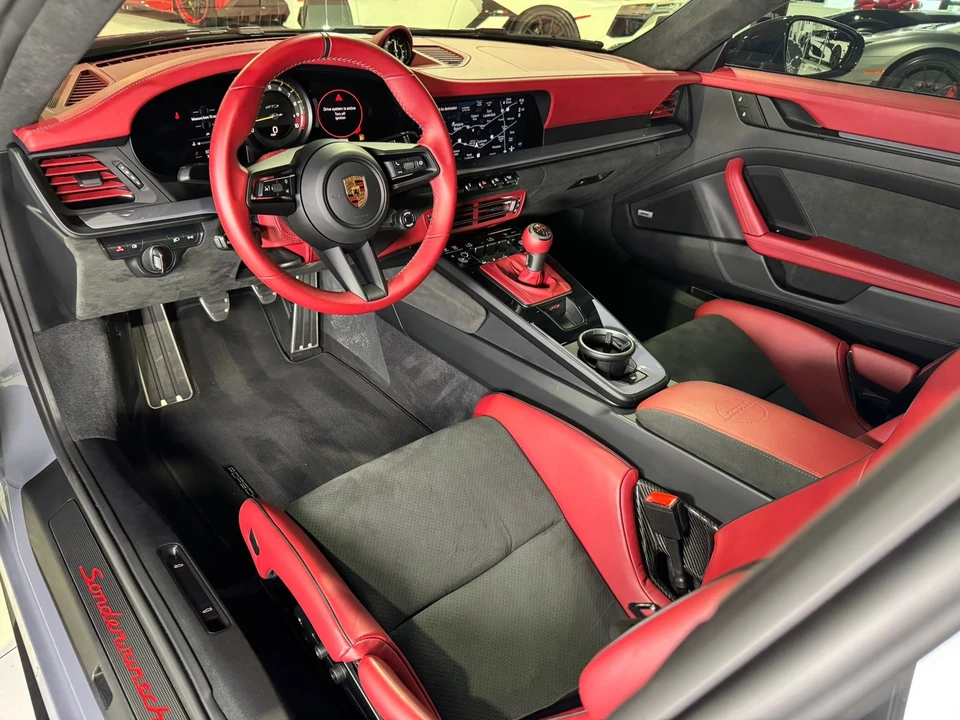 2022 Porsche 992 GT3 - Image 9 of 21