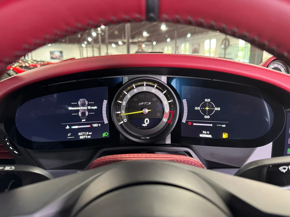 2022 Porsche 992 GT3 - Image 13 of 21