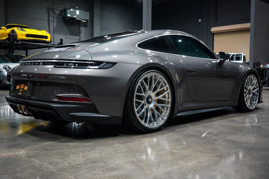 2022 Porsche 992 GT3 - Image 5 of 21