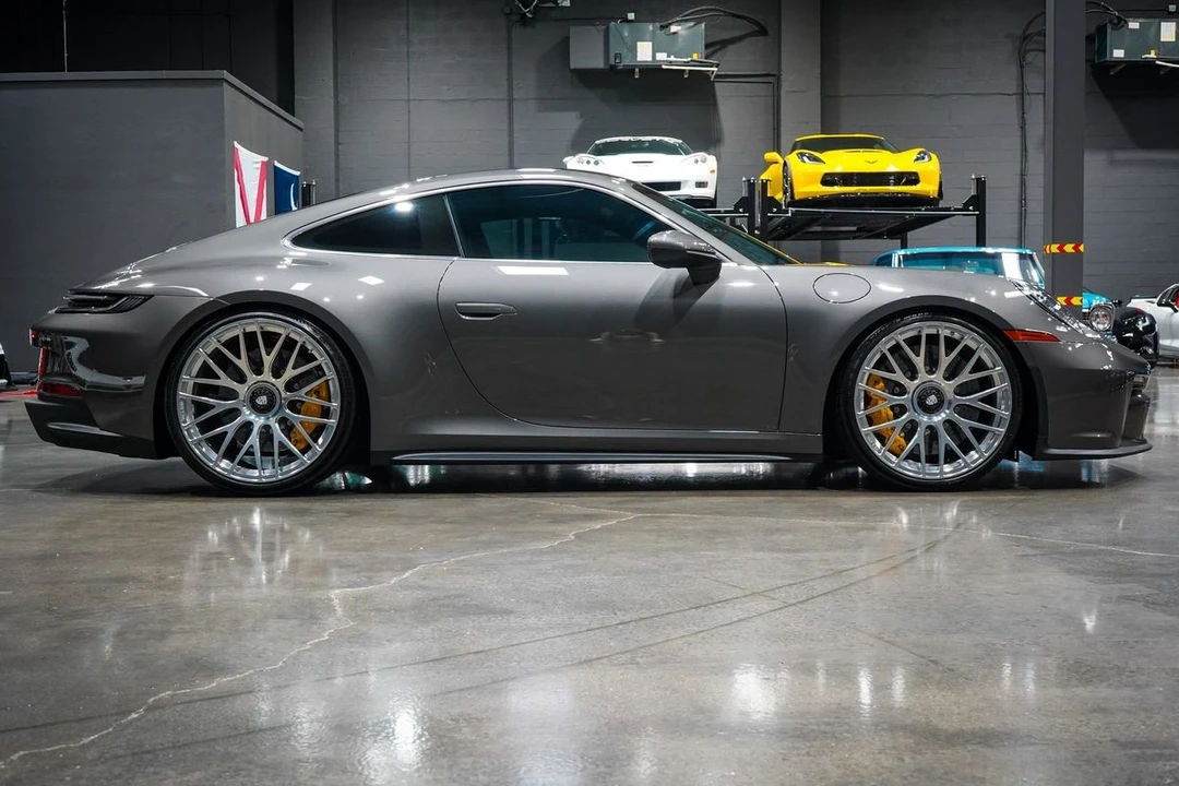 2022 Porsche 992 GT3 - Image 6 of 21