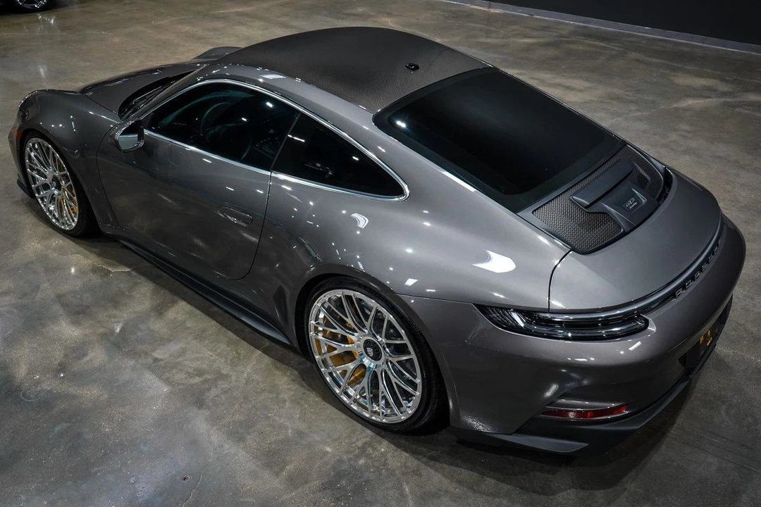 2022 Porsche 992 GT3 - Image 15 of 21