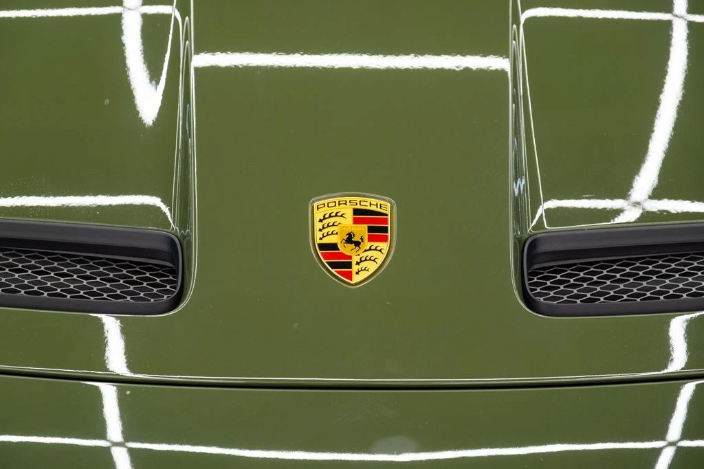 2022 Porsche 992 GT3 Touring - Image 19 of 31
