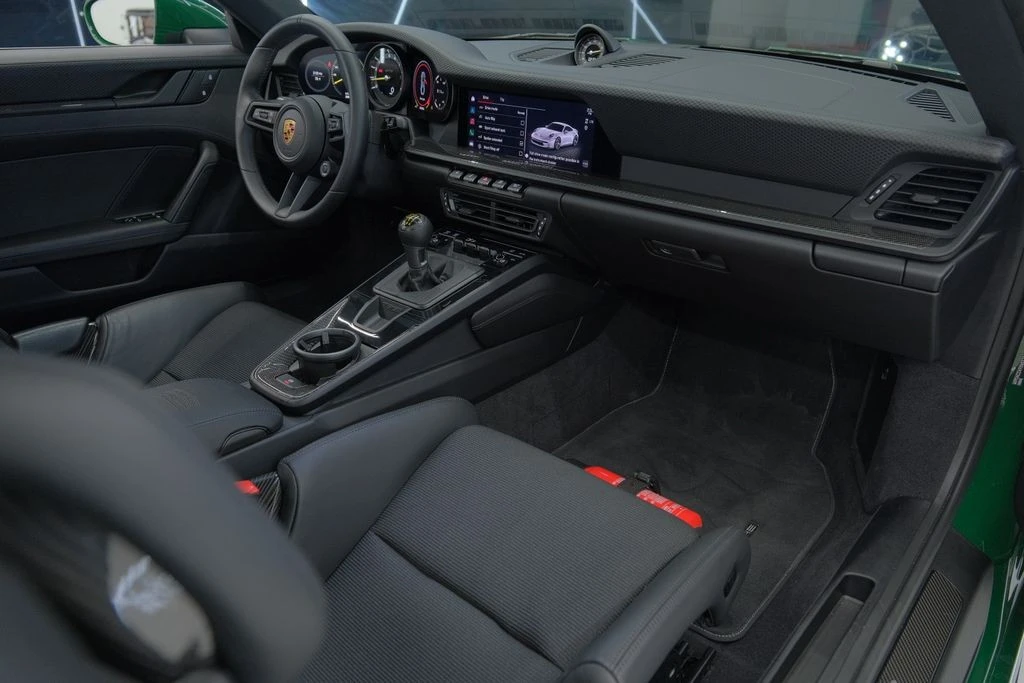 2022 Porsche 992 GT3 Touring - Image 26 of 31