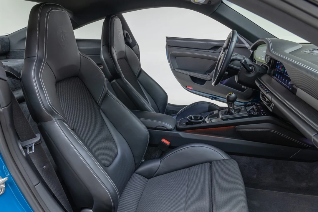 2022 Porsche 992 GT3 - Image 4 of 7
