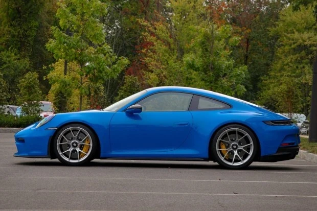 2022 Porsche 992 GT3 - Image 3 of 8
