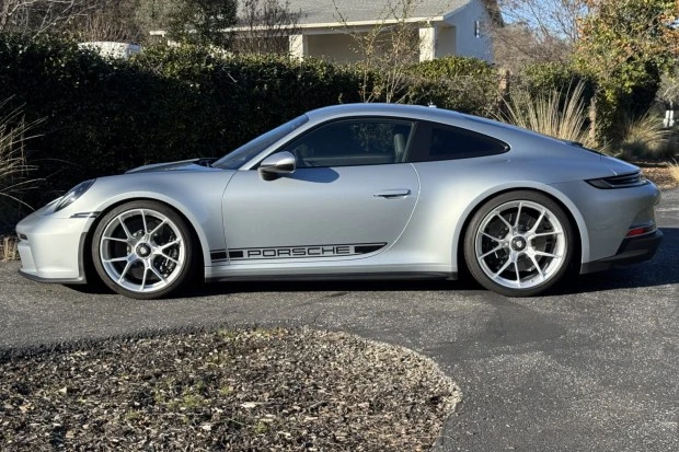 2022 Porsche 992 GT3 - Image 3 of 8