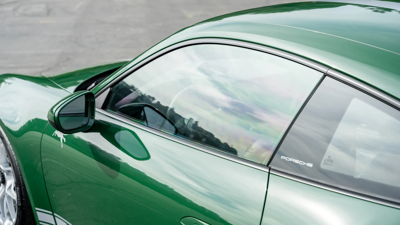 2022 Porsche 992 GT3 Touring - Image 25 of 31