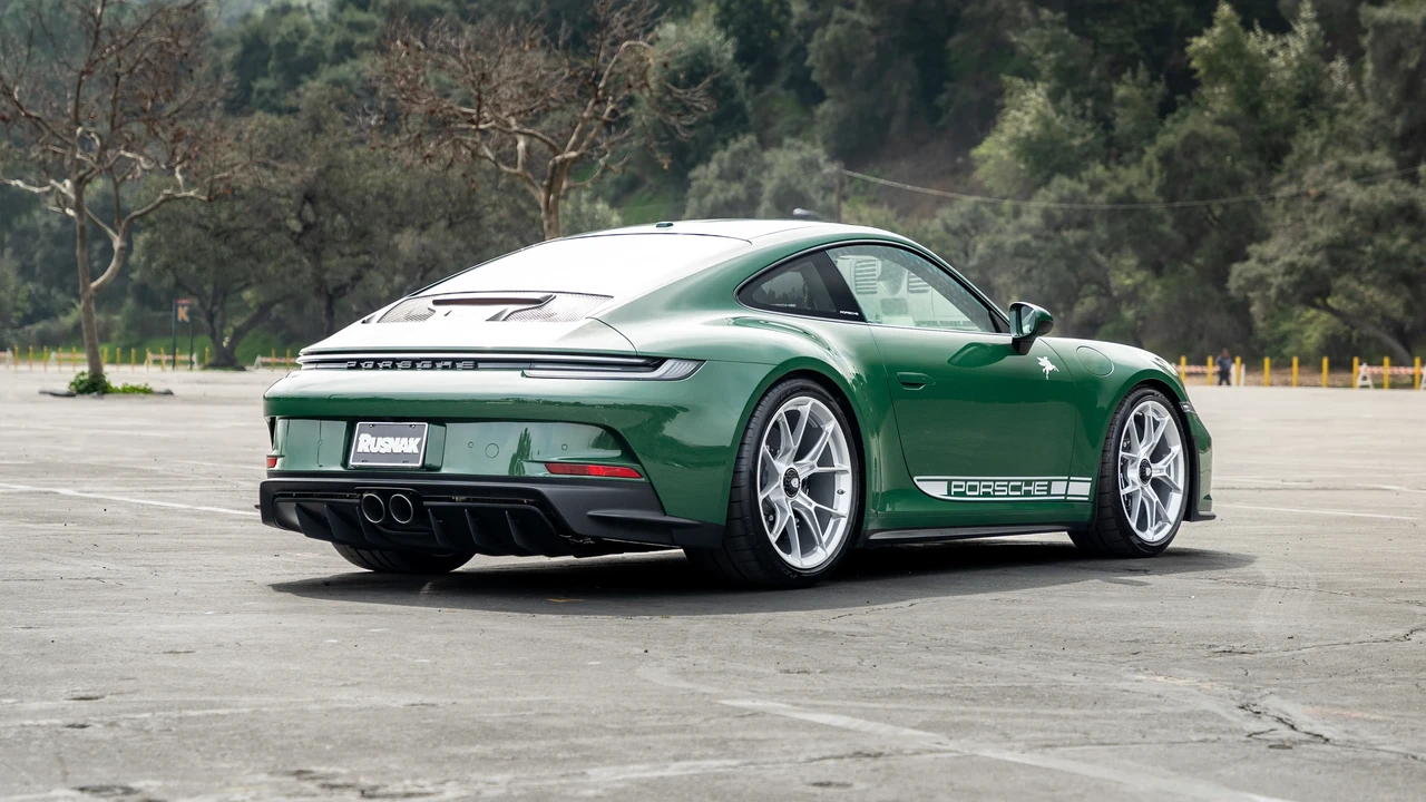 2022 Porsche 992 GT3 Touring - Image 6 of 31