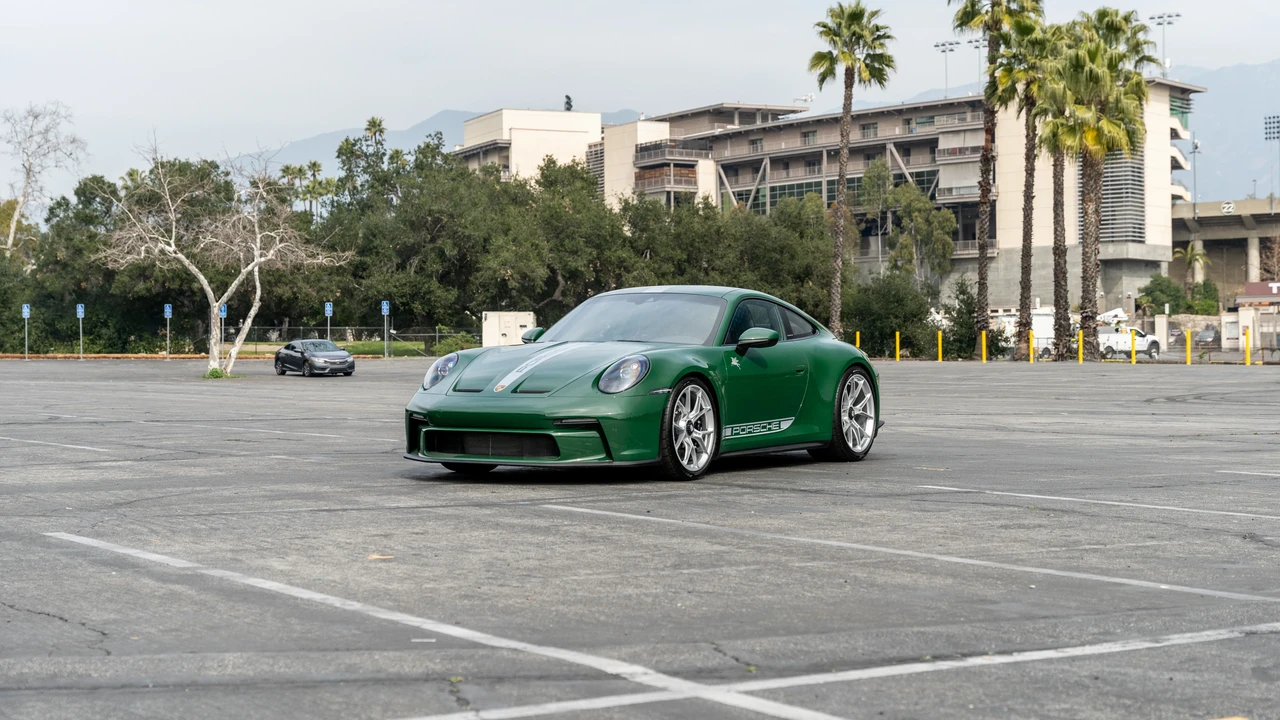 2022 Porsche 992 GT3 Touring - Image 10 of 31