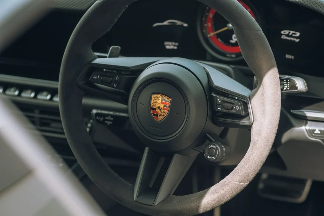 2022 Porsche 992 GT3 Touring - Image 17 of 30