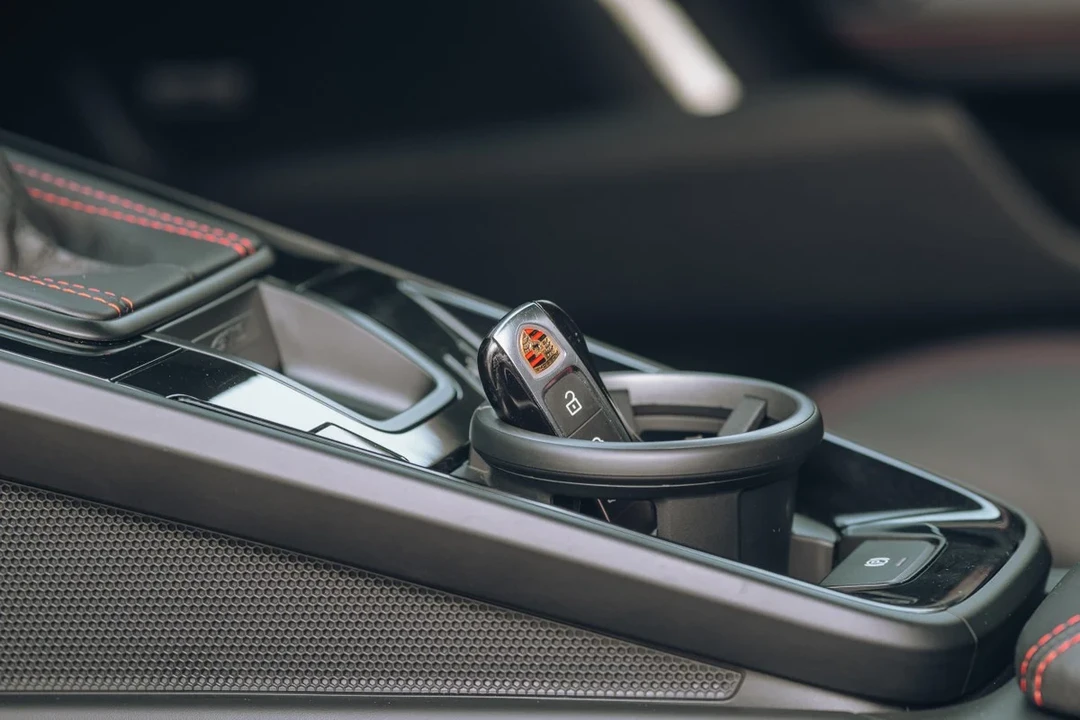 2022 Porsche 992 GT3 Touring - Image 15 of 30