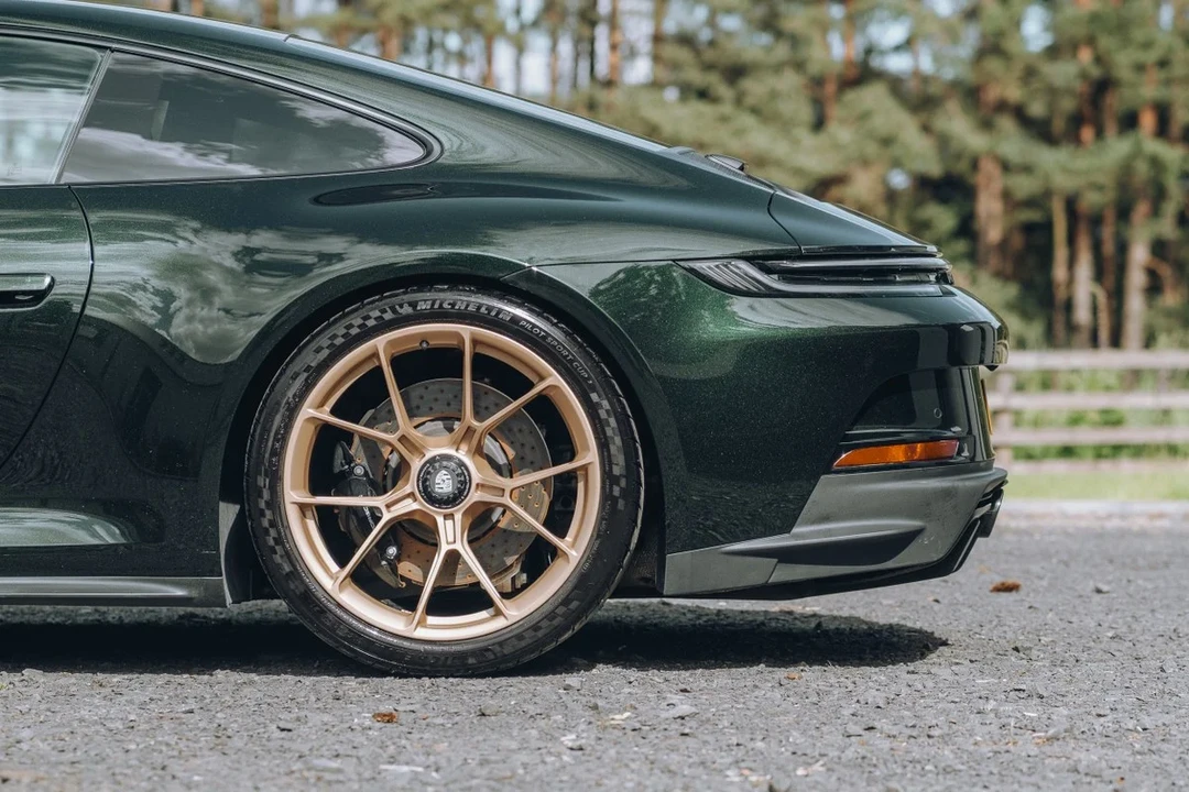 2022 Porsche 992 GT3 Touring - Image 21 of 30