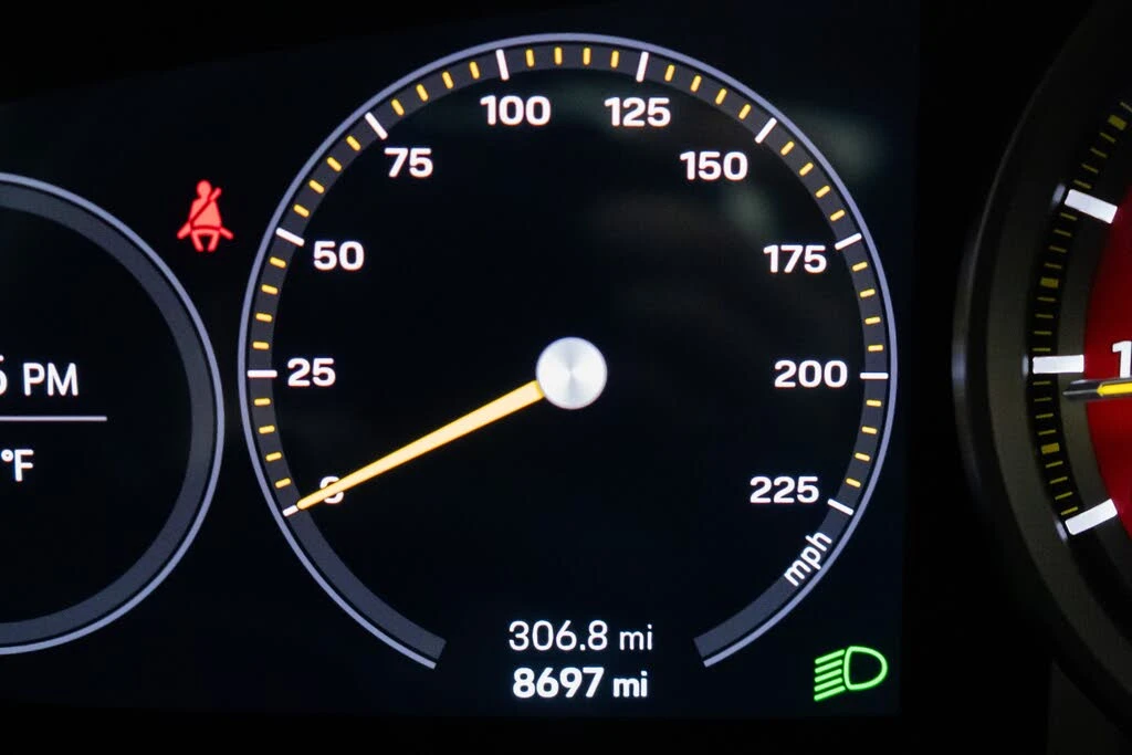 2022 Porsche 992 GT3 Touring - Image 22 of 31