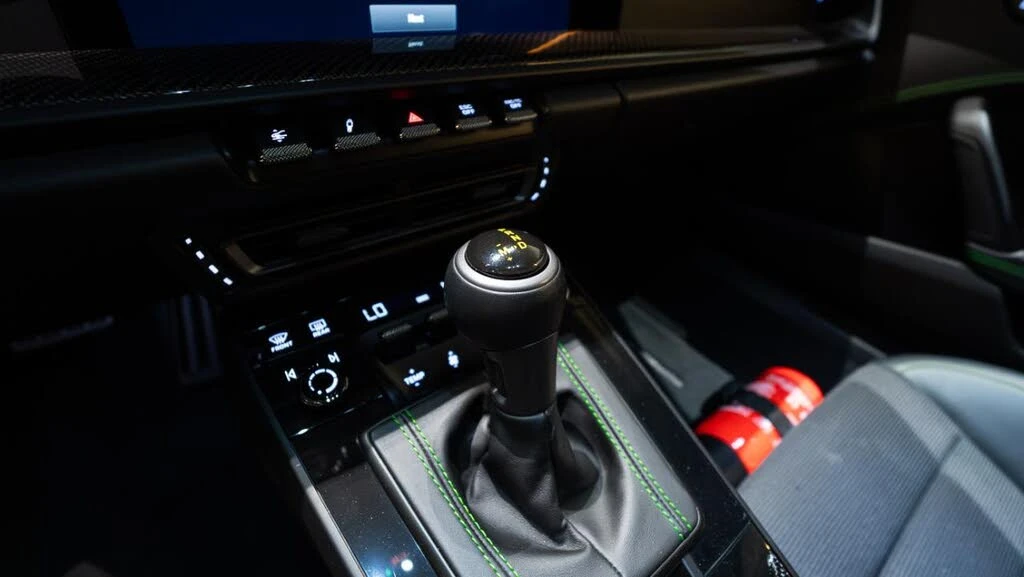 2022 Porsche 992 GT3 Touring - Image 21 of 31
