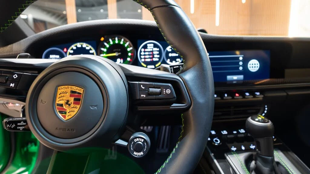 2022 Porsche 992 GT3 Touring - Image 16 of 31