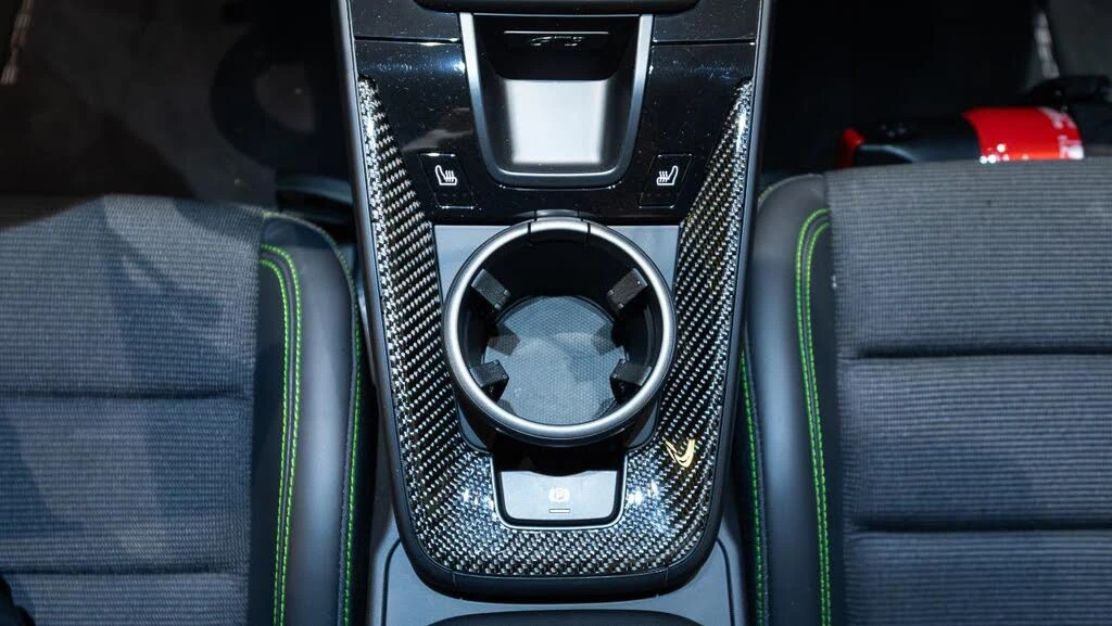 2022 Porsche 992 GT3 Touring - Image 22 of 31
