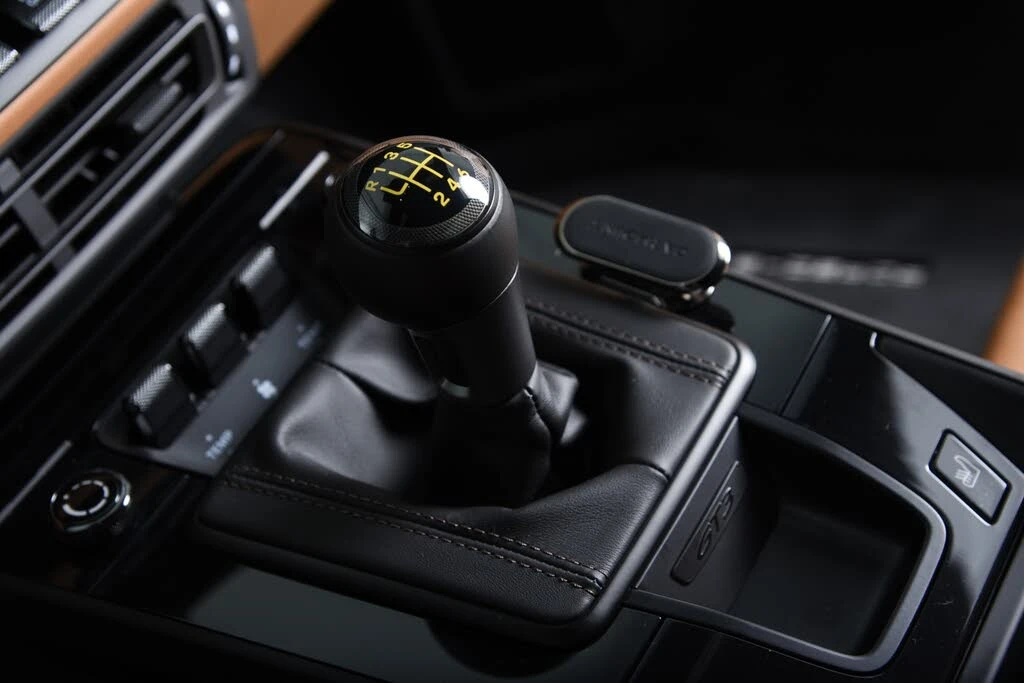 2022 Porsche 992 GT3 Touring - Image 7 of 31