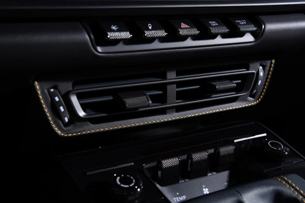 2022 Porsche 992 GT3 Touring - Image 28 of 31