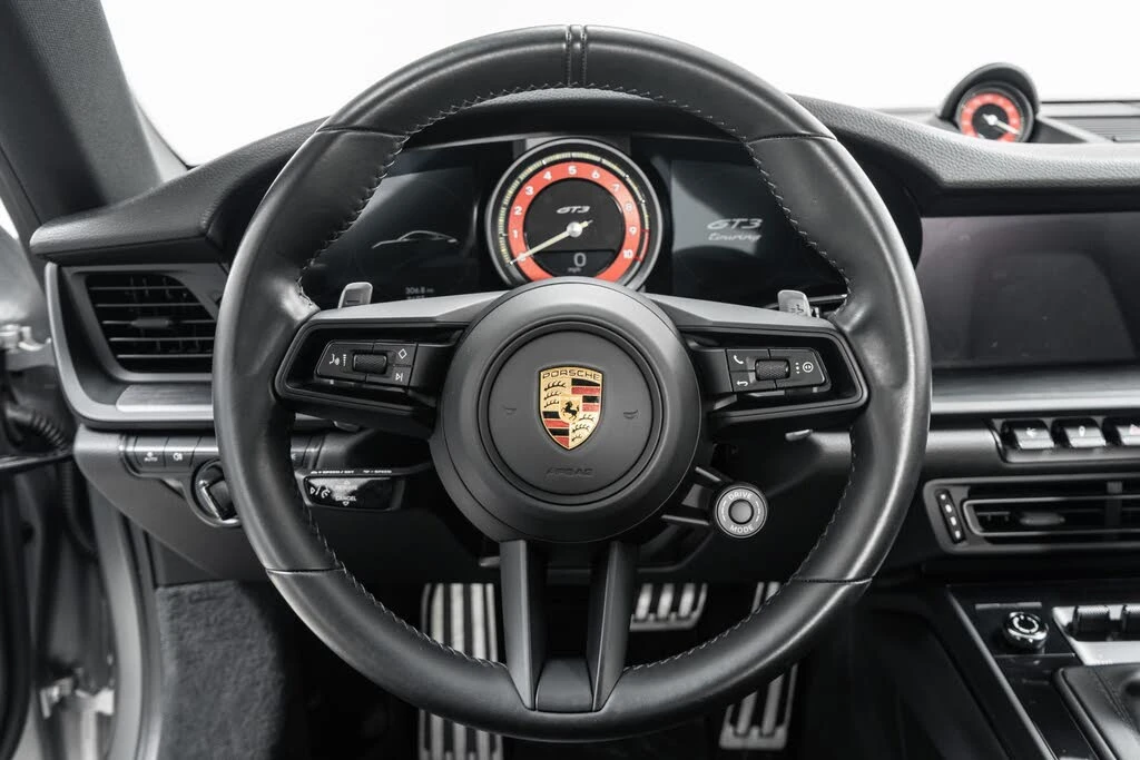 2022 Porsche 992 GT3 Touring - Image 15 of 31