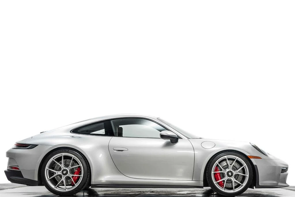 2022 Porsche 992 GT3 Touring - Image 2 of 31