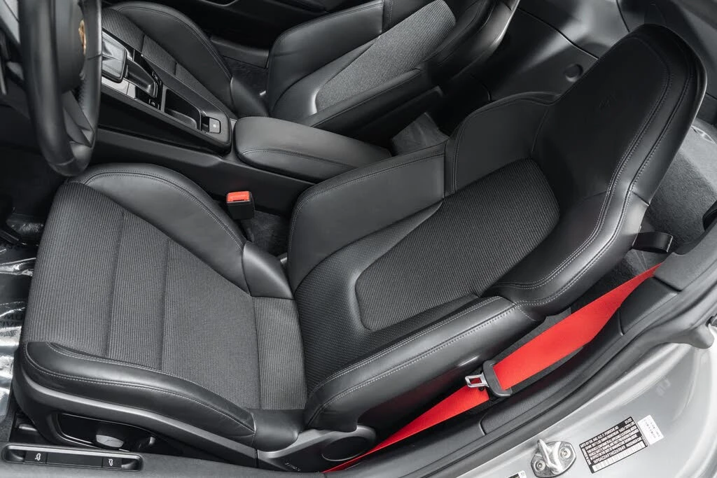 2022 Porsche 992 GT3 Touring - Image 24 of 31
